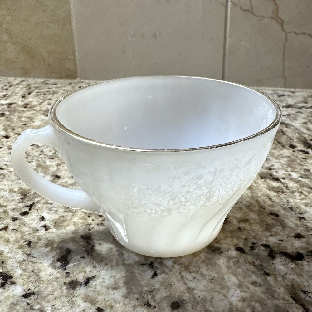 Vtg Anchor Hocking Milk Glass Swirl Tea Coffee Cup Gold Trim Cottage Shabby Chic